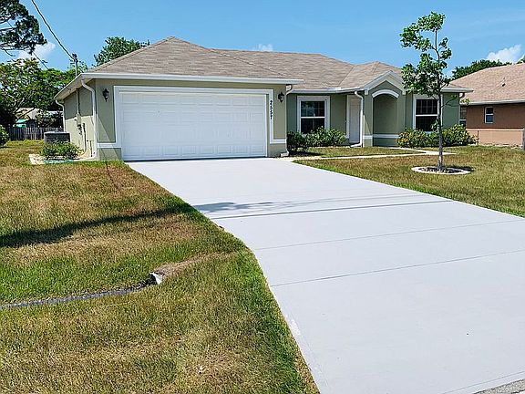 2nd image of 2557 SE Mariposa Ave