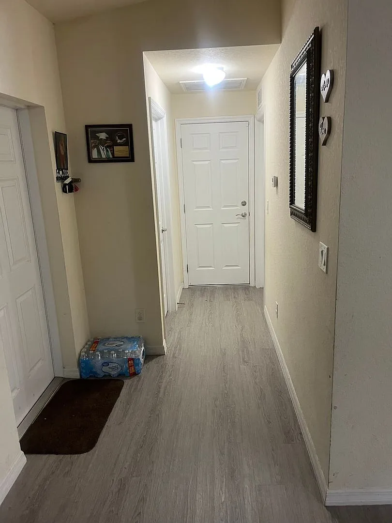Charming 3BR House in Labelle — Photo 2