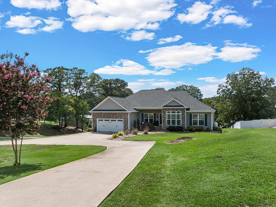 1st image of 105 Michelle Dr