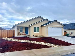 4540 Rutledge St, Fernley, NV 89408