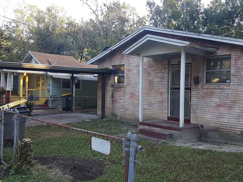 1st image of 1426 W 25th St