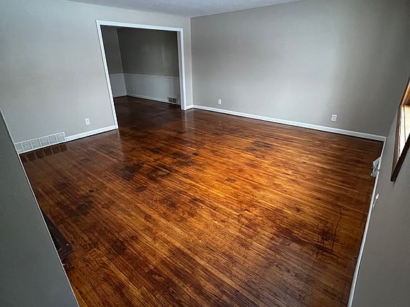5th image of 49 Glenside Ave APT 2