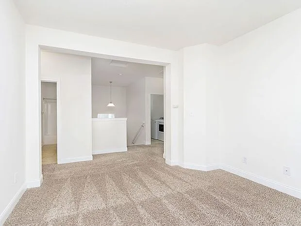 14253 James Dean Dr — Photo 24
