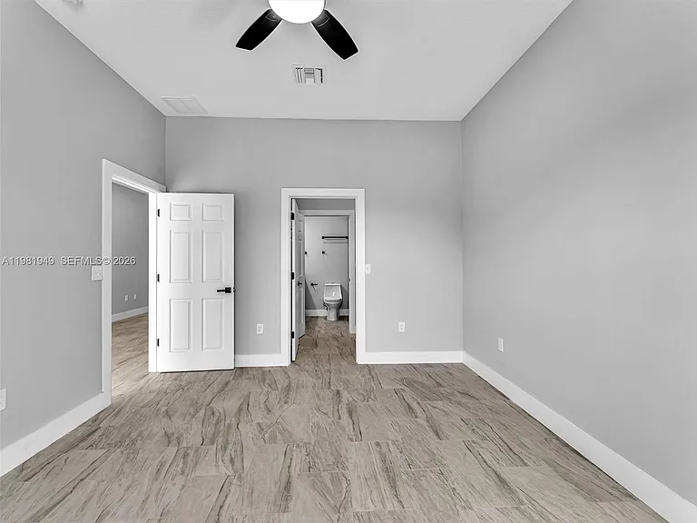 803 N 20th St — Photo 36