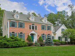 884 Garfield Ave, Bridgewater, NJ 08807