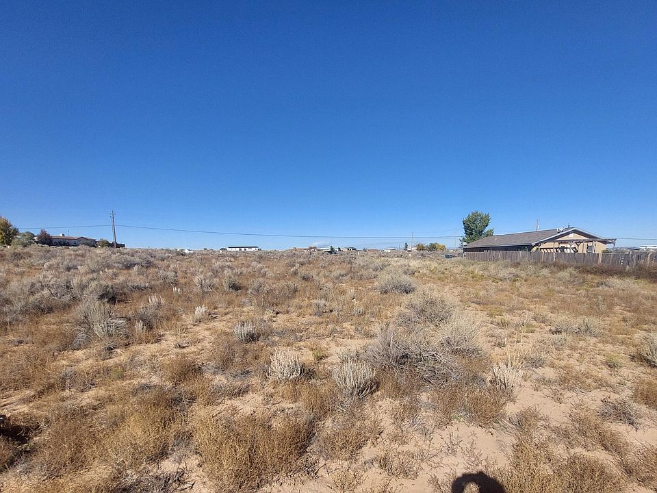 2nd image of 320 10th Ave NE