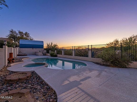 4th image of 5785 N Escondido Ln