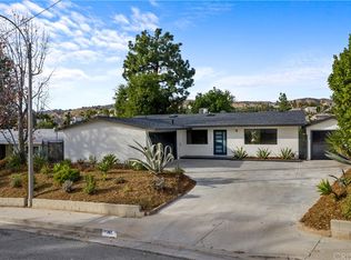 7046 Middlesbury Ridge Cir, West Hills, CA 91307