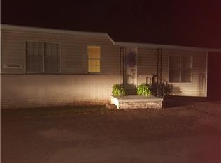 1821 Old Spanish Trl, Gautier, MS 39553