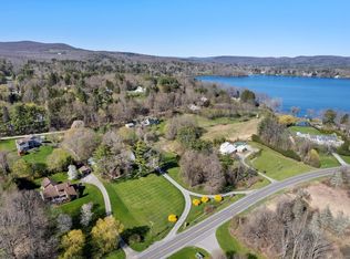 203 Interlaken Rd, Lakeville, CT 06039