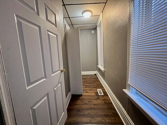 4th image of 2546 Lexington St Unit 1