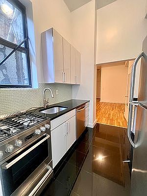 1st image of 212 W 79th St APT 1A