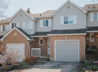 412 Exmoor St, Waterloo, ON N2K 3T1