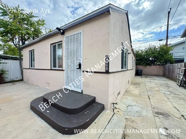 5948 John Ave, Long Beach, CA 90805