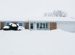 442 Avalon Dr, Greentown, IN