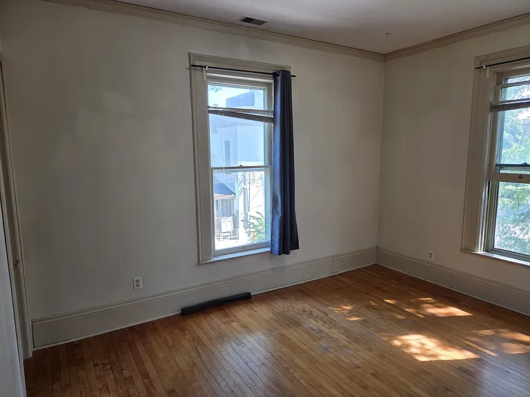 807 Ferris Ct #3 — Photo 6