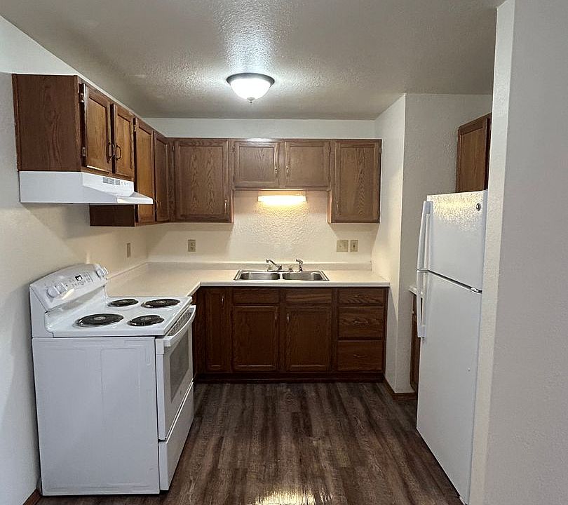 1st image of N3949 Washington Ave APT 6