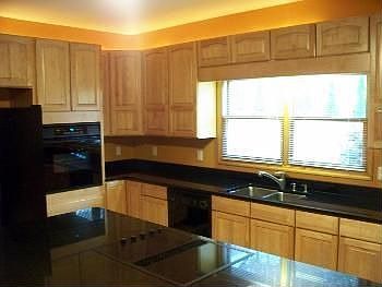 4th image of 807 Ewing Dr