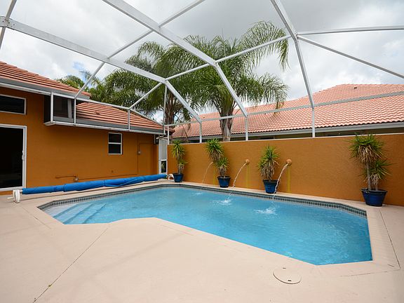 4th image of 4712 Nw 57th Lane