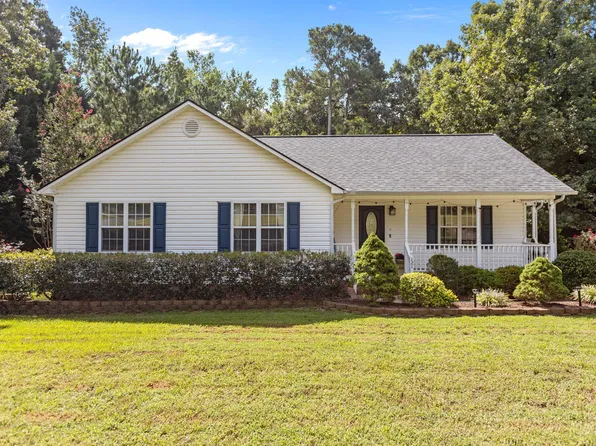 121 Wilmack Dr, Benson, NC 27504