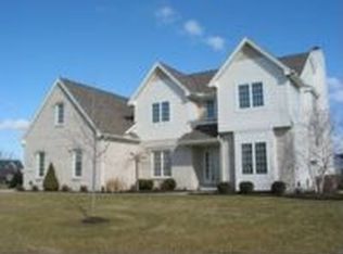 8780 Kellie Ln, Sylvania, OH 43560