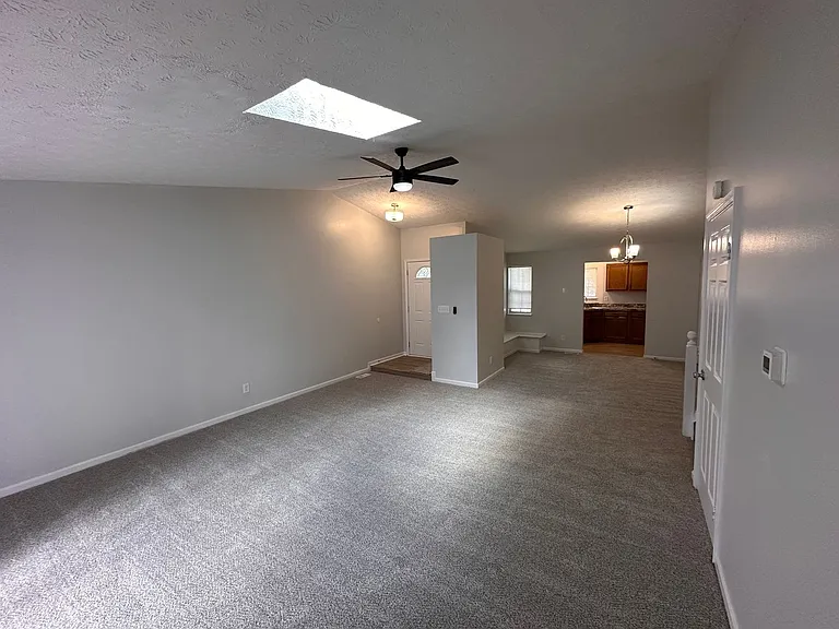 11029 Amburg Ct — Photo 13