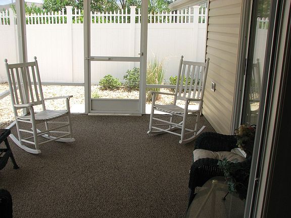 5th image of 511 Richburg St