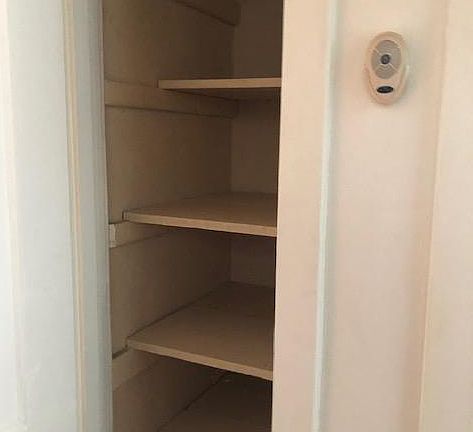 2nd image of 1006 Briarfield Rd Unit B