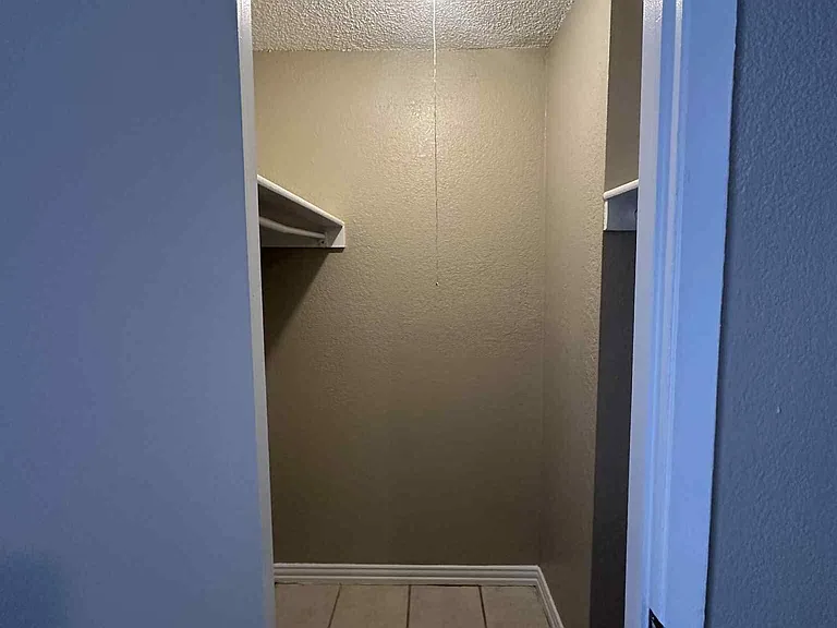 SAN MARCOS APARTMENTS — Photo 33