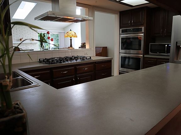 5th image of 1314 Evergreen Park Dr SW