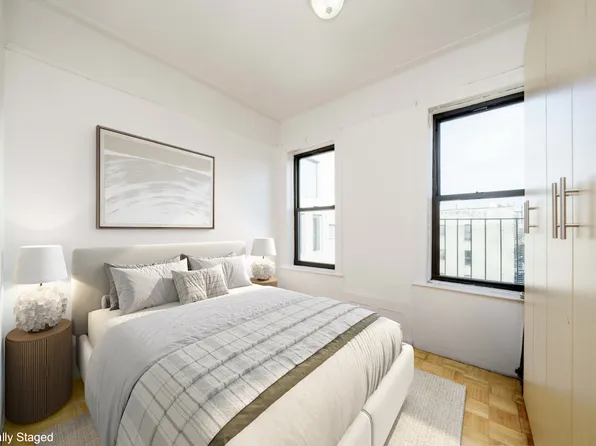 3692 Broadway image 3 of 8