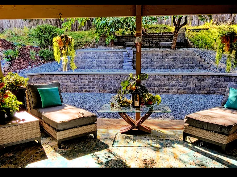 863 Sierra View Cir — Photo 1