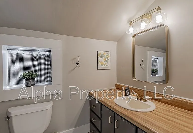3 Frost St — Photo 15