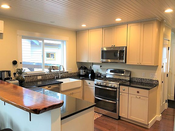 KITCHEN, gas double-oven