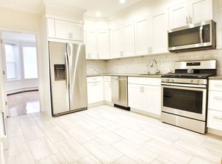 3014 34th St #1, Astoria, NY 11103