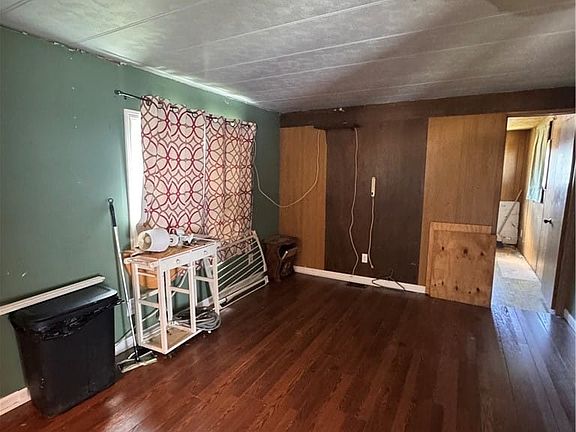 3rd image of 11922 Buckwheat Rd