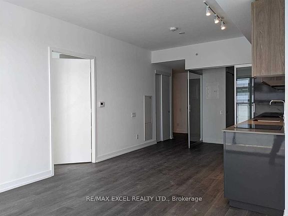 3rd image of 161 Roehampton Ave #2706