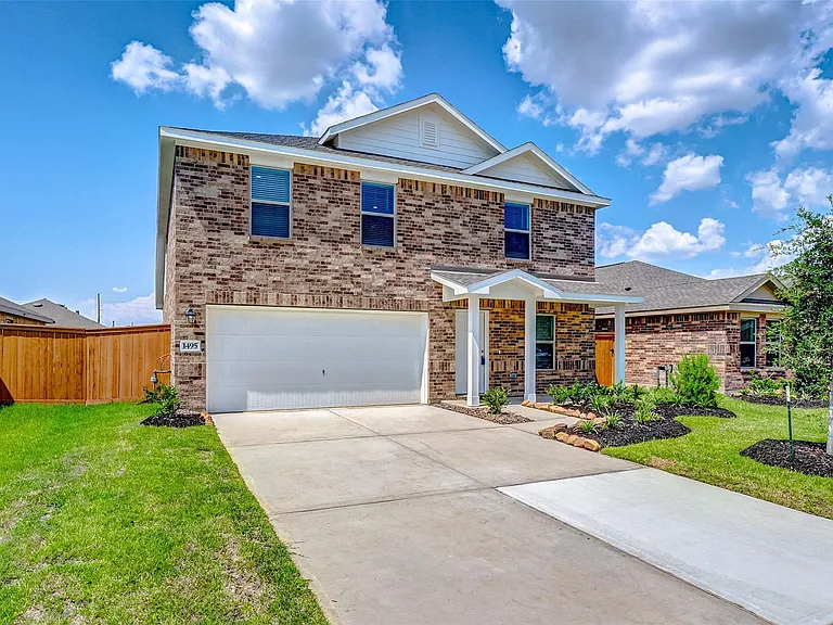 1495 Twilight Green Dr — Photo 3