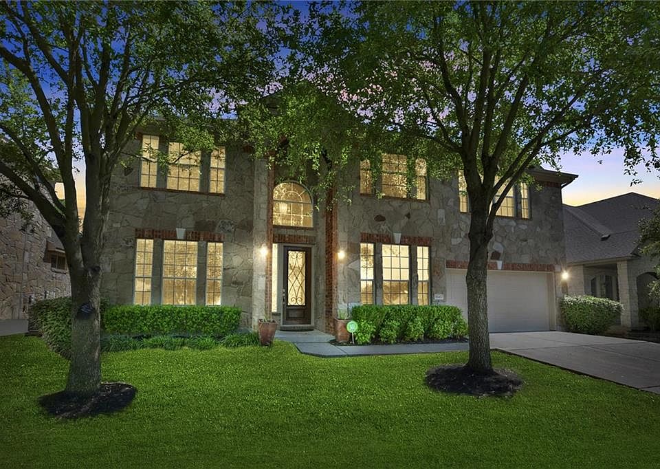 1st image of 16417 Broadbay Dr