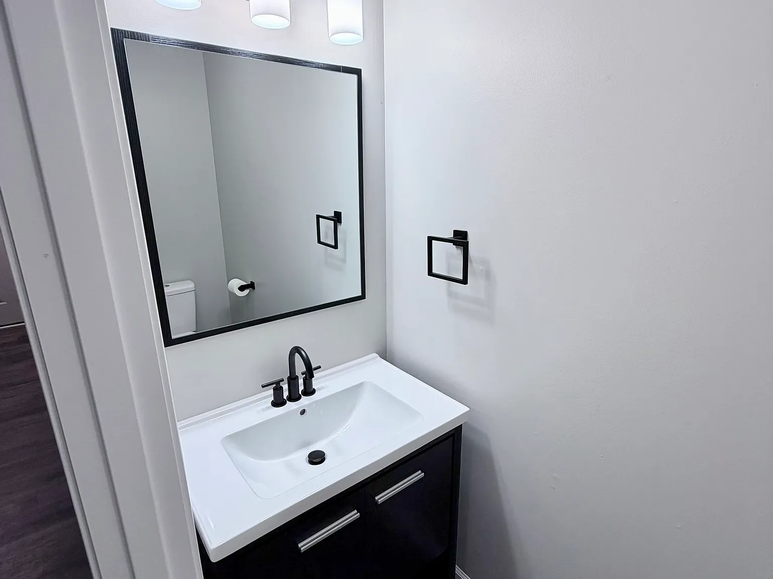2 bed, 1.5 bath, 1263 sqft, $1,695 — Photo 4