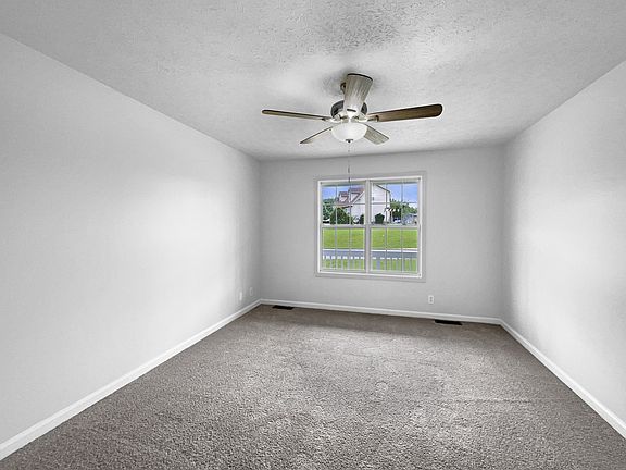 5th image of 240 Audrea Ln