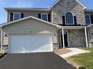 376 Colonels Rd, Wilkes Barre, PA 18706