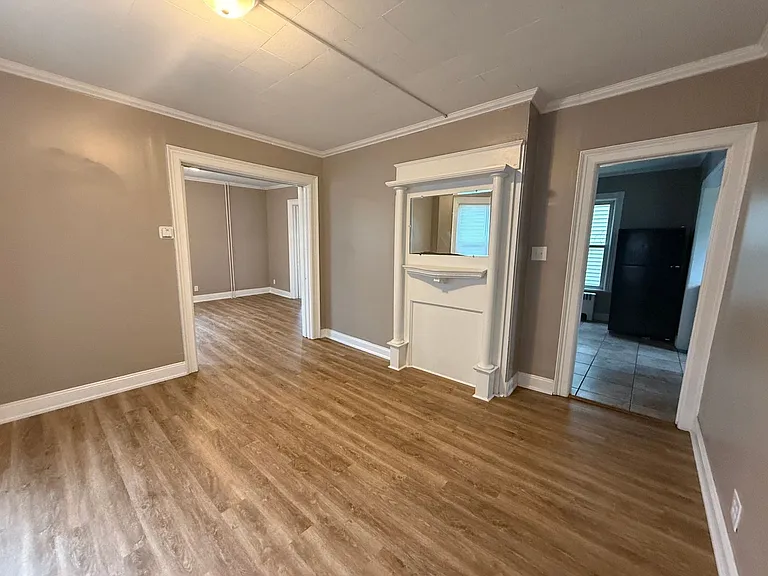 952 Market St — Photo 5