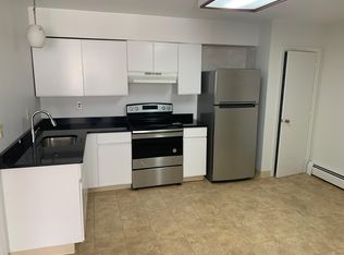 33 Halsey St #2, Newport, RI 02840