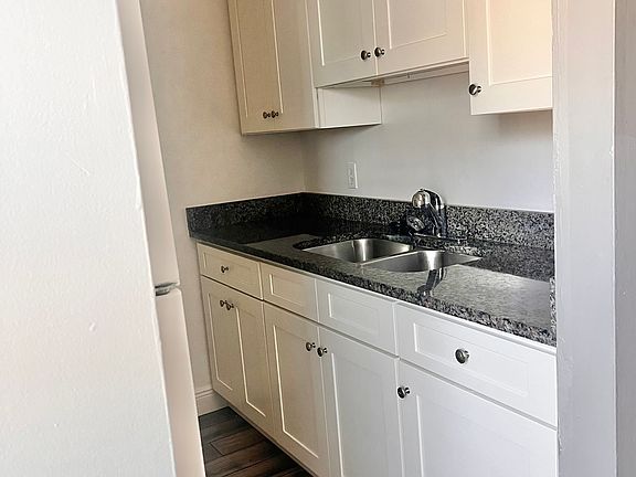 5th image of 1616 S Crystal Lake Dr #63