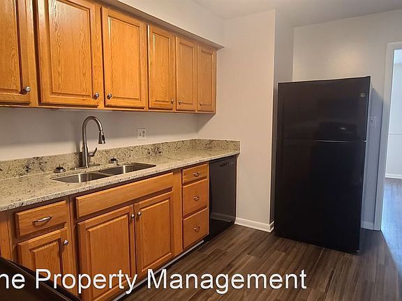 4th image of 6500 Carefree Ln #14