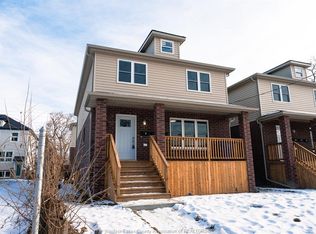 3495 Bloomfield Rd #2, Windsor, ON N9C1R8