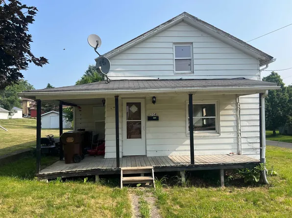 208 E Washington St, Mount Carroll, IL 61053