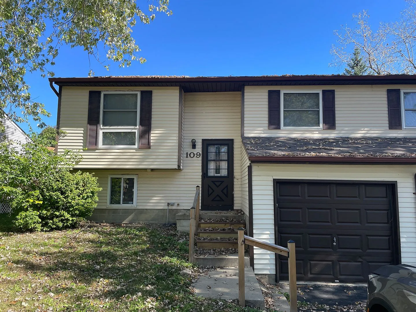 109 Tara Ln photo 1