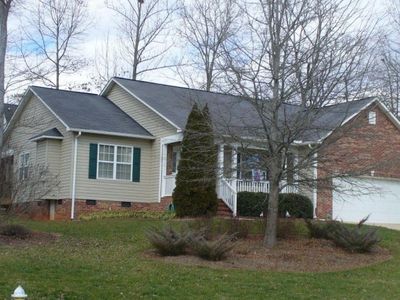 3389 Overbrook Dr, Conover, NC, 28613